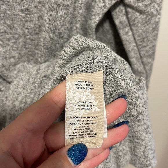 Soft Surroundings Grey Soft Petite Small Long Sleeve Shirt fall basics - Picture 7 of 7